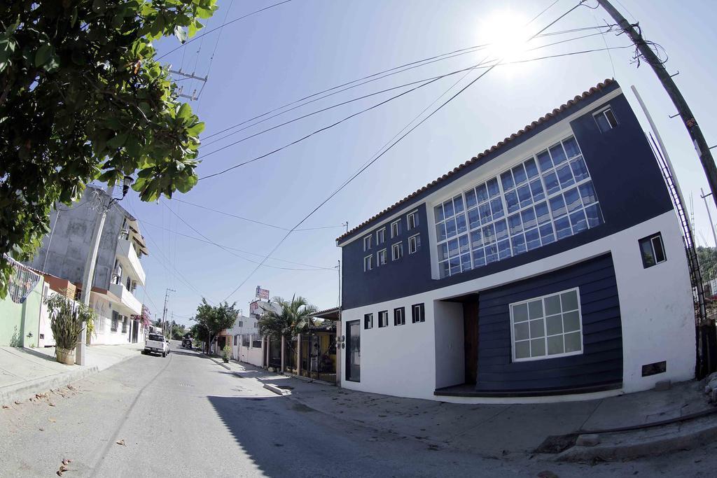 Hostal Azul Y Blanco Санта-Крус-Уатулько Екстер'єр фото
